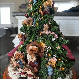 Danbury Mint Green Christmas Tree with Brown Bears